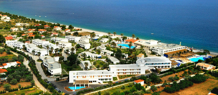 Kinetta Beach Resort And Spa Buitenkant foto