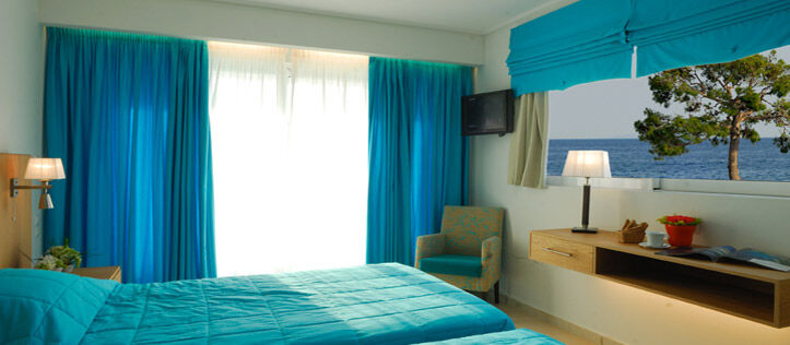Kinetta Beach Resort And Spa Buitenkant foto