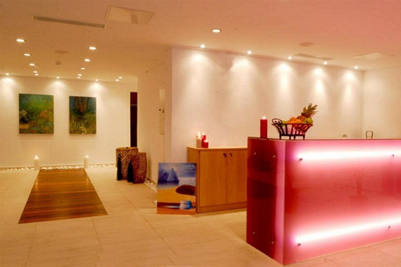 Kinetta Beach Resort And Spa Buitenkant foto